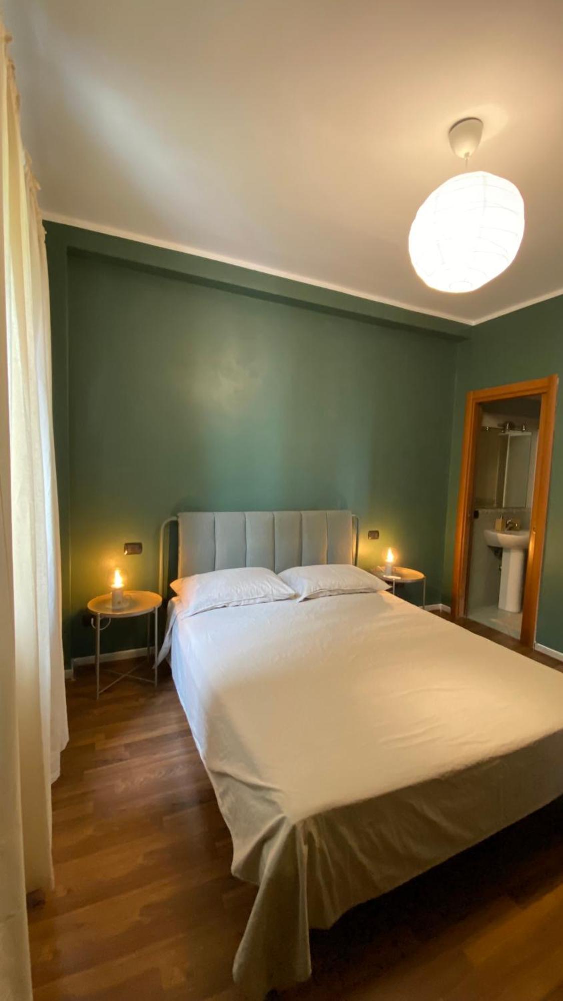 Giu Al Porto Apartment ซาแลร์โน ภายนอก รูปภาพ