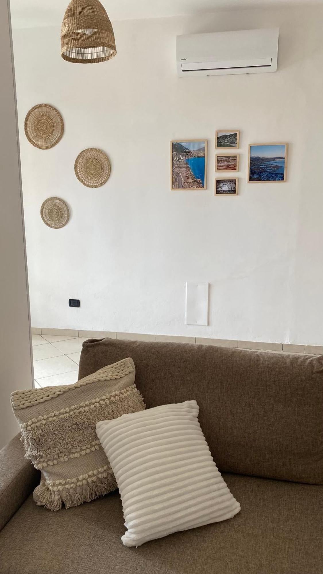 Giu Al Porto Apartment ซาแลร์โน ภายนอก รูปภาพ