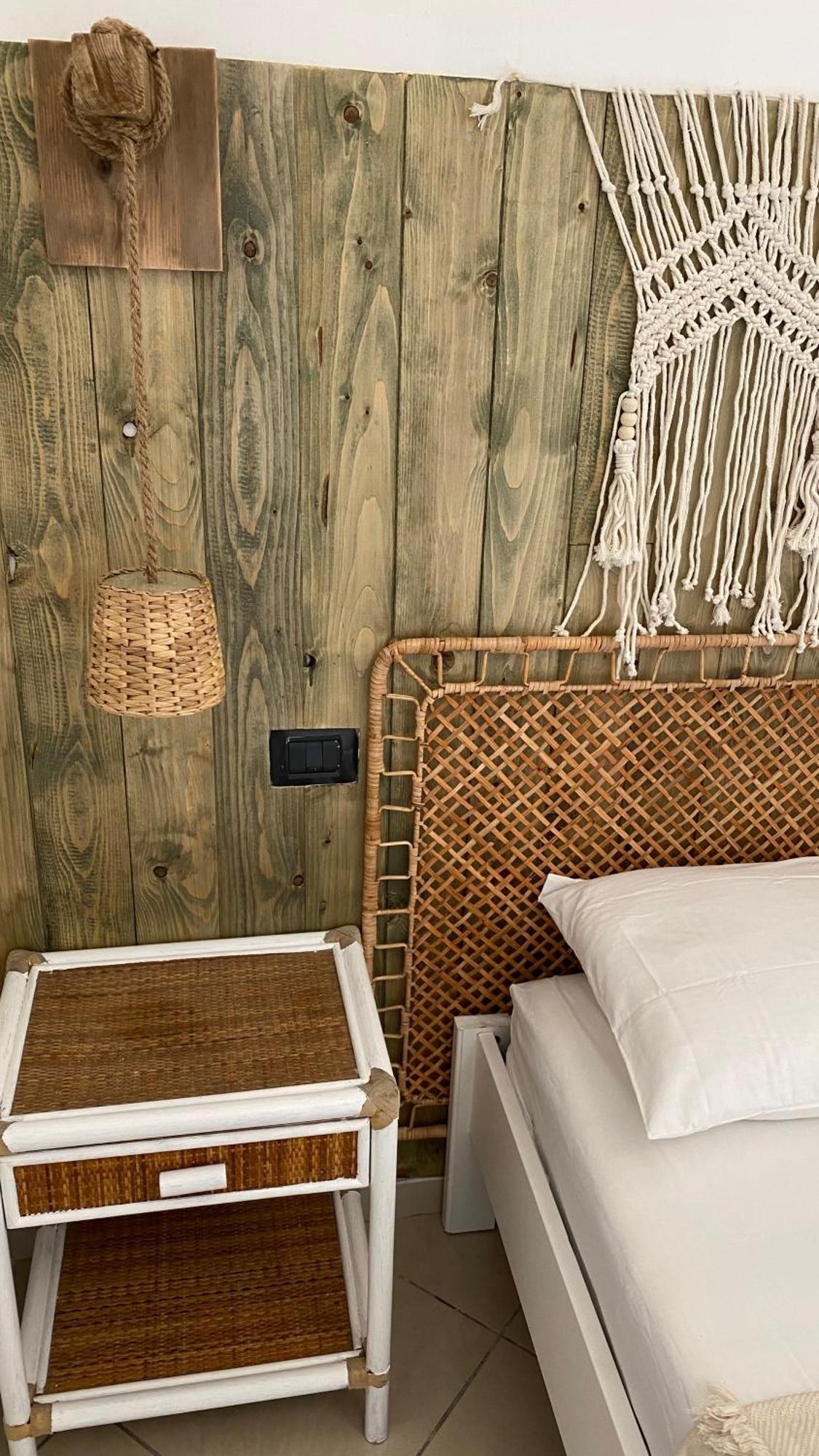 Giu Al Porto Apartment ซาแลร์โน ภายนอก รูปภาพ